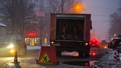 У Черкасах ремонтують колектор водоканалу
