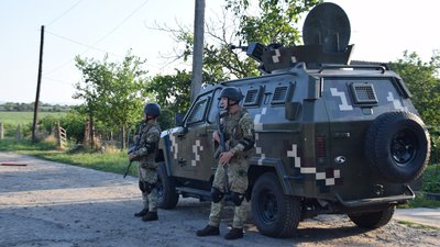 Знешкодили "терористів" та диверсійну групу: як минули навчання прикордонників на Одещині