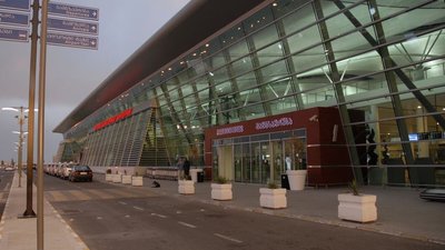 Грузія продовжила заборону на авіарейси до кінця літа