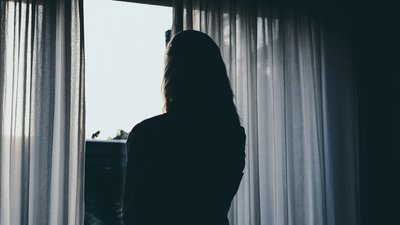 "Прокидаюсь від вибухів і вірю, що це скоро закінчиться" - записки з тимчасово окупованого Херсона