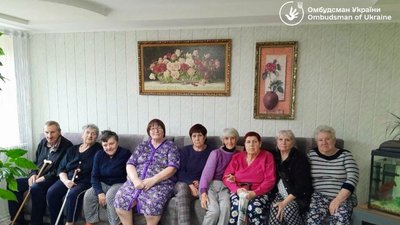 Мешканці Здолбунівського геріатричного пансіонату