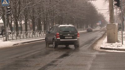 Сніговія: шляховики розповіли, як у Черкасах розчичали дороги Сніговія: шляховики розповіли, як у Черкасах розчичали дороги