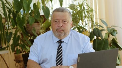 Одні скорочуватимуть медиків, інші набиратимуть – реакція чернігівських лікарень на ріст зарплат Одні скорочуватимуть медиків, інші набиратимуть – реакція чернігівських лікарень на ріст зарплат