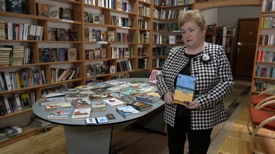 Директорка Волинської обласної бібліотеки для юнацтва Алла Єфремова Директорка Волинської обласної бібліотеки для юнацтва Алла Єфремова