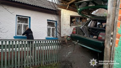 Обстріли Чернігівщини: російські БпЛА атакували Корюківський район, пошкоджені будинки