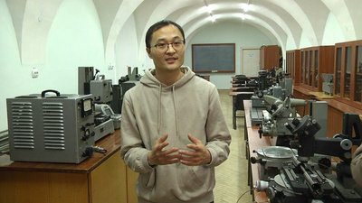 На початку війни чоловік вирішив залишитися в Україні На початку війни чоловік вирішив залишитися в Україні