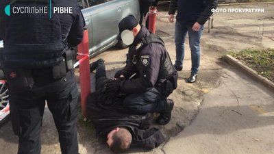 Хотіли 200 тисяч: у Рівному підозрюють двох посадовців Держпраці в хабарництві