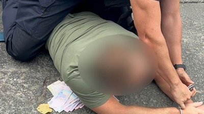 На Черкащині затримали чоловіків, які вимагали гроші у фермера На Черкащині затримали чоловіків, які вимагали гроші у фермера
