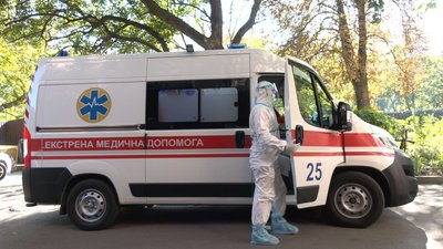"Зробіть якийсь укол": до черкаської "швидкої" почастішали непрофільні виклики