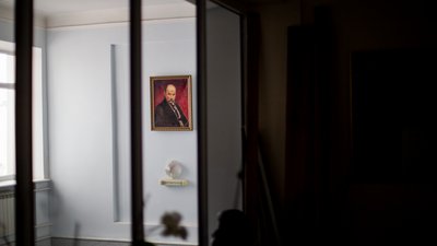Вцілілий портрет Тараса Шевченка в Апеляційному суді в Чернігові Вцілілий портрет Тараса Шевченка в Апеляційному суді в Чернігові