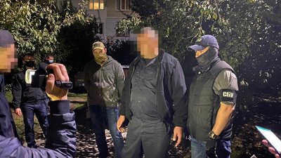 На Запоріжжі СБУ затримала поліцейського який "кришував" наркодилерів