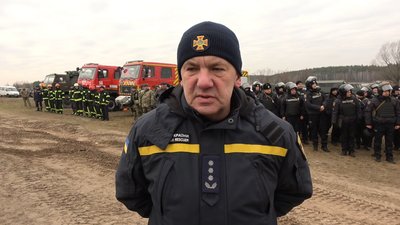 Силовики Житомирщини тренуються захищати кордон від нелегальних мігрантів Силовики Житомирщини тренуються захищати кордон від нелегальних мігрантів