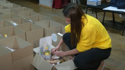 Ресторатори Франківська відправили 400 великодніх пакунків у північні та східні області України Ресторатори Франківська відправили 400 великодніх пакунків у північні та східні області України