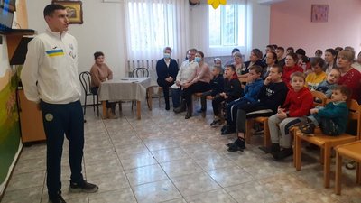 Волиняни з інвалідністю поділилися власними історіями успіху з вихованцями санаторію "Дачний" Волиняни з інвалідністю поділилися власними історіями успіху з вихованцями санаторію "Дачний"
