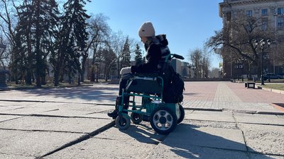 Пандуси, тротуари та лікарняні палати: як у Миколаєві реалізується програма безбар'єрності Пандуси, тротуари та лікарняні палати: як у Миколаєві реалізується програма безбар'єрності