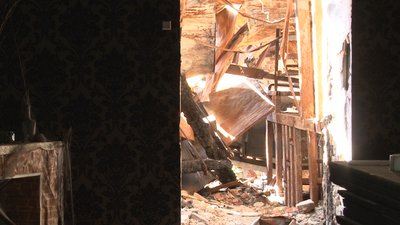У Полтаві Будинок дворянського зібрання готують до консервації після пожежі У Полтаві Будинок дворянського зібрання готують до консервації після пожежі