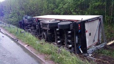 У Житомирському районі сталася ДТП – зіткнулися дві вантажівки У Житомирському районі сталася ДТП – зіткнулися дві вантажівки
