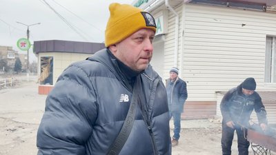"Вже адаптувалися, бо одинадцять місяців під обстрілами". Як нині живуть у Гуляйполі "Вже адаптувалися, бо одинадцять місяців під обстрілами". Як нині живуть у Гуляйполі