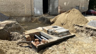 У мікрорайоні в Полтаві замінюють теплові мережі У мікрорайоні в Полтаві замінюють теплові мережі