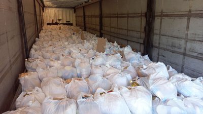 Понад 131 тисяча проднаборів за місяць: підсумки видачі продуктових пакунків на Полтавщині Понад 131 тисяча проднаборів за місяць: підсумки видачі продуктових пакунків на Полтавщині