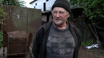 Кіньми та велосипедом: як жителі Новгород-Сіверщини доставляють молоко Кіньми та велосипедом: як жителі Новгород-Сіверщини доставляють молоко