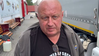 «Я радий, що живий»: що розповідають очевидці про атаку дрона РФ біля кордону з Польщею на Волині «Я радий, що живий»: що розповідають очевидці про атаку дрона РФ біля кордону з Польщею на Волині