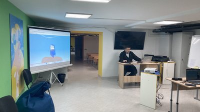 У двох укриттях у Пісочині під Харковом відкрили цифрові освітні простори для школярів
