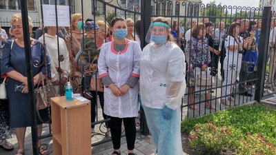 104 - золоті. Як луцьких медалістів вітали в умовах карантину