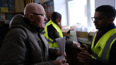 Як волонтери допомагають онкохворим під час повномасштабної війни у Харкові Як волонтери допомагають онкохворим під час повномасштабної війни у Харкові