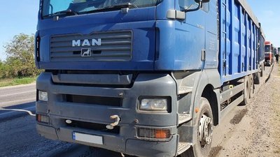 На автошляху Одеса-Рені виявили вісьмох порушників габаритно-вагових норм