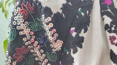 На Тернопільщині відкрили виставку вишиванок 20-30 років минулого століття