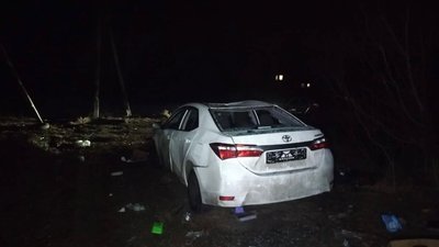 Атака "шахедів" на Київщині: уламками пошкоджені приватний будинок та авто Атака "шахедів" на Київщині: уламками пошкоджені приватний будинок та авто