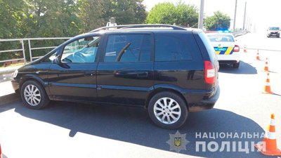 У Полтаві чоловік викрав авто з дітьми