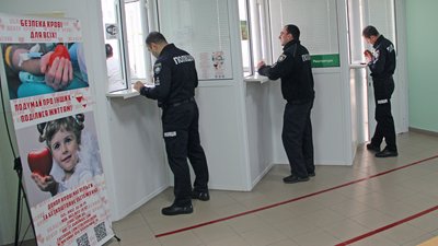 Близько 80 поліцейських Житомирського району поповнили запаси донорської крові Близько 80 поліцейських Житомирського району поповнили запаси донорської крові