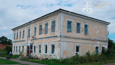 Пам'ятка архітектури місцевого значення у Батурині на Чернігівщині: готель середини ХІХ ст