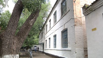 На Гуляйпільщині законсервують два відділення психіатричної лікарні. Медпрацівники та громада проти На Гуляйпільщині законсервують два відділення психіатричної лікарні. Медпрацівники та громада проти