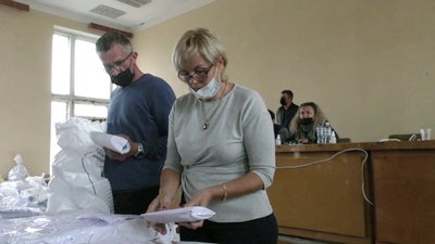 У херсонській Корабельній ТВК перерахували бюлетені: які причини У херсонській Корабельній ТВК перерахували бюлетені: які причини