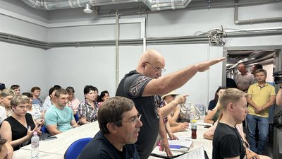 Зібрання проти об'єднання лікарні "Придніпровська" у Кременчуці