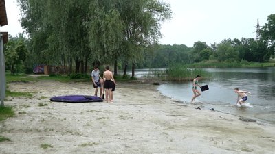 Відпочинок біля водойм на Полтавщині: скільки місць визначено та в яких громадах немає Відпочинок біля водойм на Полтавщині: скільки місць визначено та в яких громадах немає