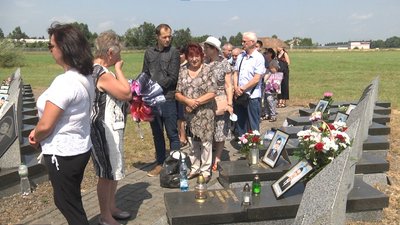 "Це був шок для людей". У Львові вшанували загиблих під час Скнилівської авіакатастрофи "Це був шок для людей". У Львові вшанували загиблих під час Скнилівської авіакатастрофи