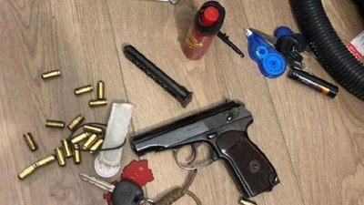 На Рівненщині викрили групу "рекетирів" – поліція На Рівненщині викрили групу "рекетирів" – поліція