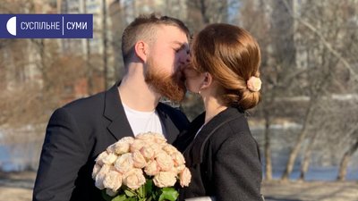 Розлучені карантином. Історія кохання подружжя із Сум Тараса та Валерії Редьків Розлучені карантином. Історія кохання подружжя із Сум Тараса та Валерії Редьків