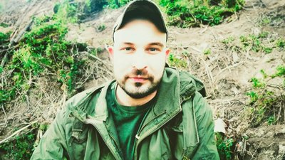 На Чернігівщині поховали Леоніда Янголя та Василя Шевеленка, які загинули на Запоріжжі На Чернігівщині поховали Леоніда Янголя та Василя Шевеленка, які загинули на Запоріжжі