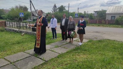 У Черкасах вшанували пам'ять жертв політичних репресій У Черкасах вшанували пам'ять жертв політичних репресій