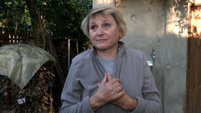 У Чернігові волонтери допомагають жителям Бобровиці відновлювати зруйновані будинки