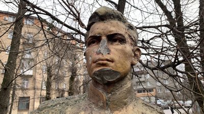 Молодогварлійці, Харків, декомунізація