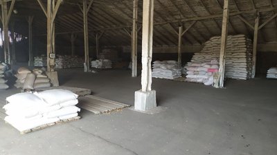 Господарствам Кіровоградщини та двох сусідніх областей відправили 220 тонн зерна для посівної Господарствам Кіровоградщини та двох сусідніх областей відправили 220 тонн зерна для посівної