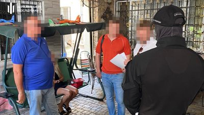 На Одещині голову райсуду та адвоката підозрюють у шахрайстві На Одещині голову райсуду та адвоката підозрюють у шахрайстві