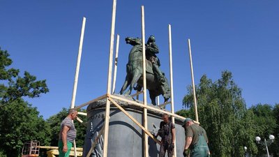 Дерусифікація Одеси: чи потрібен місту пам’ятник Катерині II Дерусифікація Одеси: чи потрібен місту пам’ятник Катерині II