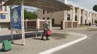 За добу на Херсонщині рятувальники продезінфікували 78 об'єктів інфраструктури